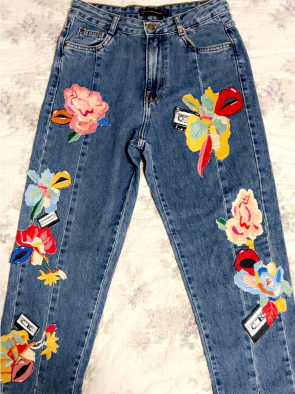 Zara Embroidered Floral Blue Denim Jeans - Women